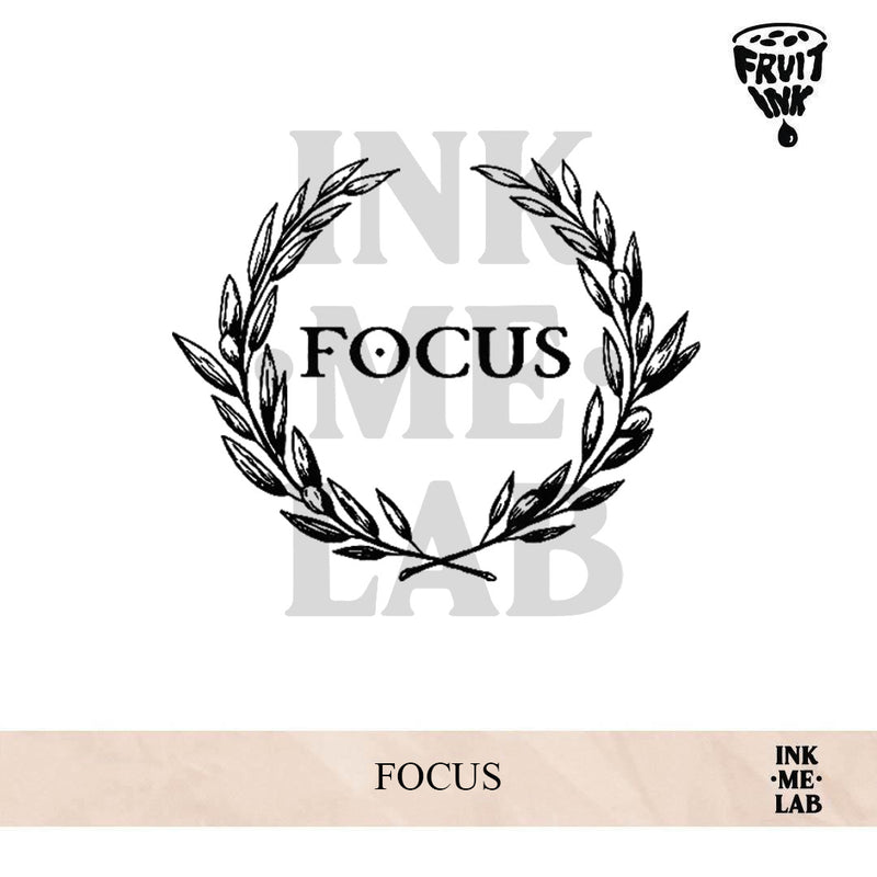 FOCUS | 8 x 8 cm