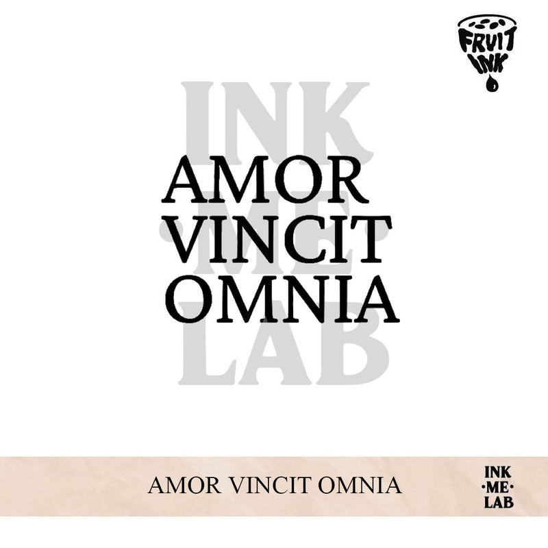 AMOR VINCIT OMNIA | 8 x 8 cm